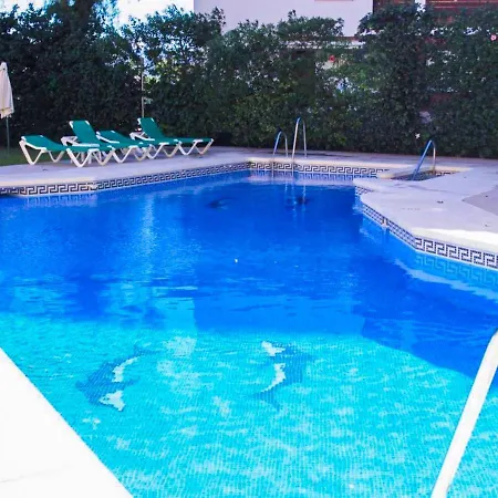 Playa Flores - Vistas A La Piscina *